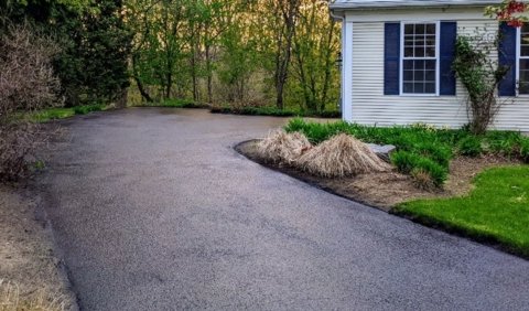 driveway-sealcoating